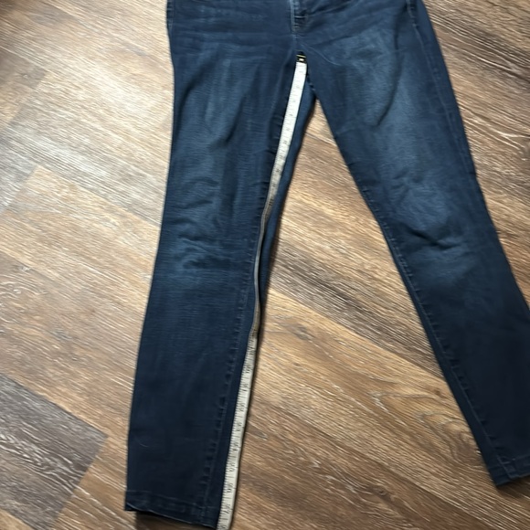 Joe’s woman’s jeans size 28 - Picture 8 of 8